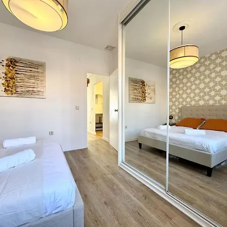 Апартаменты Spacious 3bd With 2bh & Ac