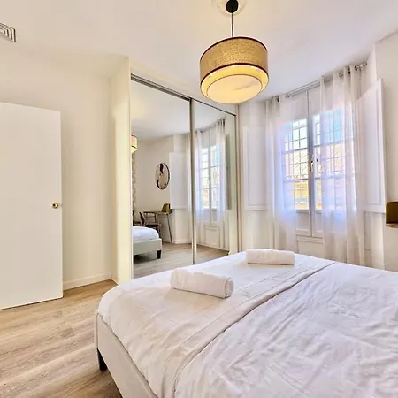 Апартаменты Spacious 3bd With 2bh & Ac