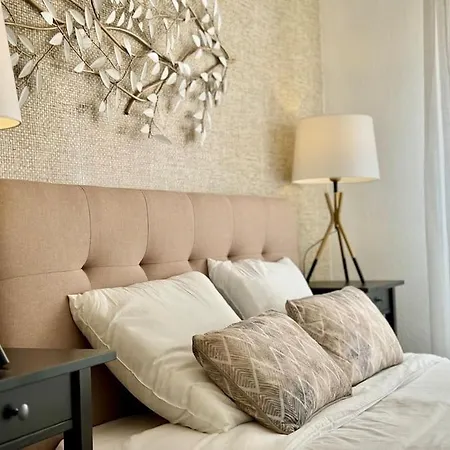Spacious 3bd With 2bh & Ac * مالقة